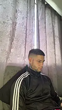  jamesleandros1 online show from June 12, 1:09 pm