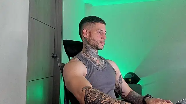  jamesleandros1 online show from June 2, 3:50 am