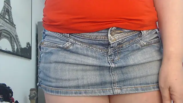 AnnaBellaLuckyXOXO online show from November 24, 11:54 am