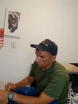 Daddy1972 online show from February 2, 10:28 pm