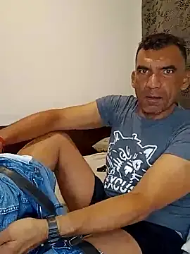 Daddy1972 online show from December 30, 9:50 pm