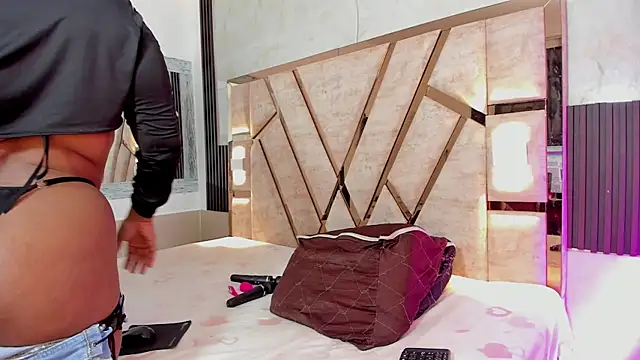 anny run69 online show from October 26, 12:05 pm