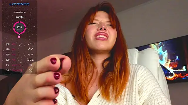 Snapshot of Juliette_Sunshine chatting on January 31, 1:33 am Juliette Sunshine online show from January 31, 1:33 am