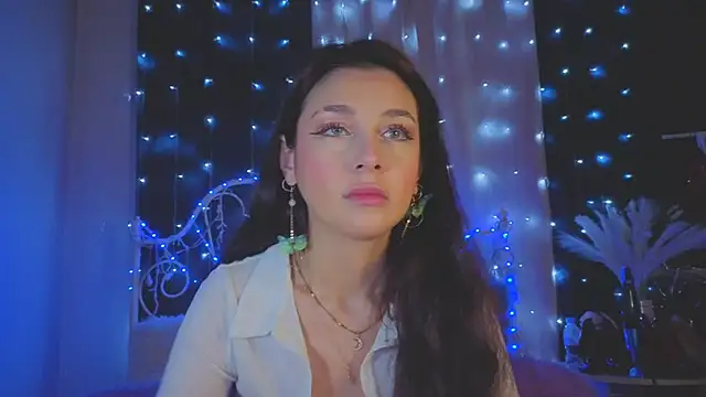 Snapshot of Funny_Bunny chatting on November 12, 11:19 pm Funny Bunny online show from November 12, 11:19 pm