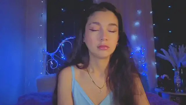 Snapshot of Funny_Bunny chatting on October 24, 2:10 am Funny Bunny online show from October 24, 2:10 am