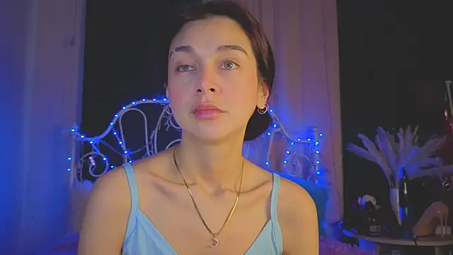 Snapshot of Funny_Bunny chatting on October 22, 3:06 am Funny Bunny online show from October 22, 3:06 am