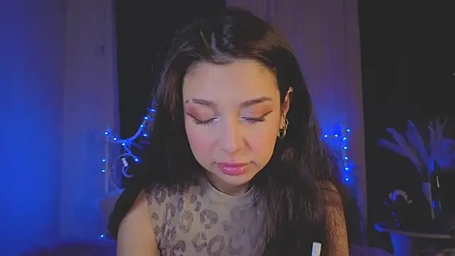 Snapshot of Funny_Bunny chatting on October 30, 9:44 pm Funny Bunny online show from October 30, 9:44 pm