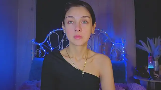 Funny Bunny online show from September 17, 11:18 pm