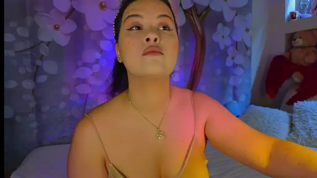 Snapshot of Malika_uAngel chatting on March 6, 11:42 pm Malika uAngel online show from March 6, 11:42 pm
