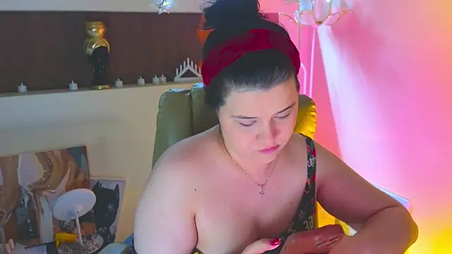 Malika uAngel online show from April 13, 6:23 pm