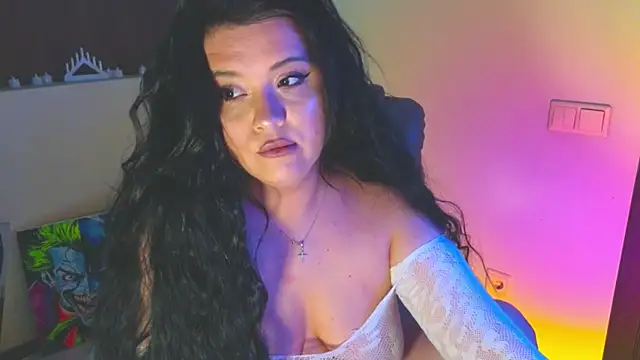 Malika uAngel online show from April 30, 8:05 pm