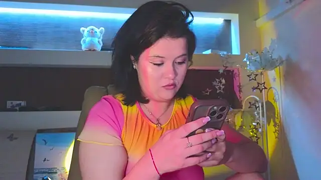 Snapshot of Malika_uAngel chatting on September 21, 9:09 pm Malika uAngel online show from September 21, 9:09 pm