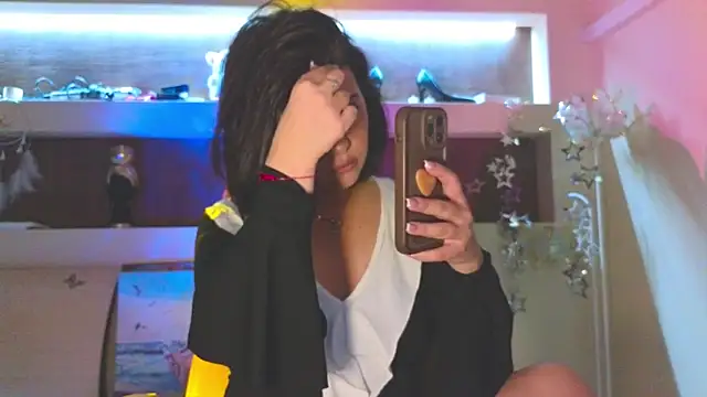 Snapshot of Malika_uAngel chatting on October 4, 9:38 pm Malika uAngel online show from October 4, 9:38 pm