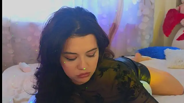 Snapshot of Malika_uAngel chatting on March 6, 5:24 am Malika uAngel online show from March 6, 5:24 am