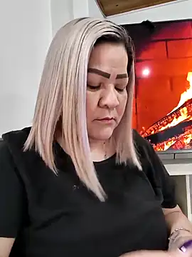 Dalessa Bigtits online show from March 12, 7:18 pm