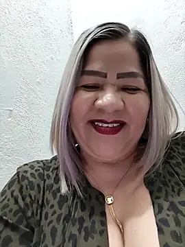 Dalessa Bigtits online show from May 10, 2:15 am