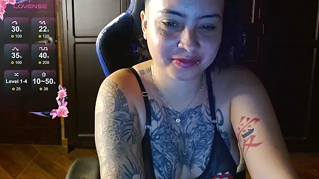 jaydensalvatore  online show from June 25, 10:59 pm