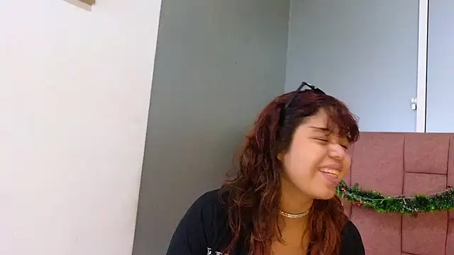 SabinaMerchetti online show from December 2, 2:34 am