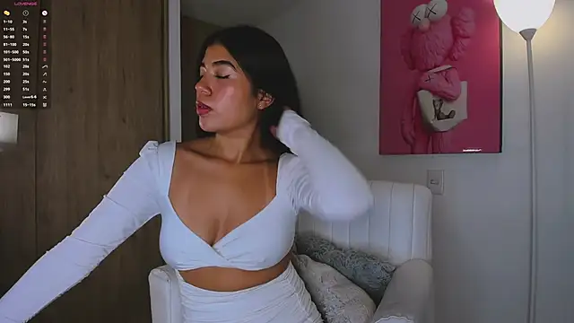 Snapshot of Kim_crosspp chatting on November 26, 8:09 pm Kim crosspp online show from November 26, 8:09 pm