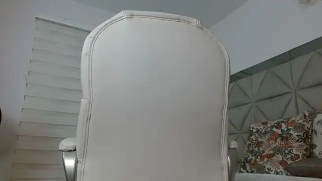 Snapshot of nana_levy chatting on February 27, 7:08 am nana levy online show from February 27, 7:08 am