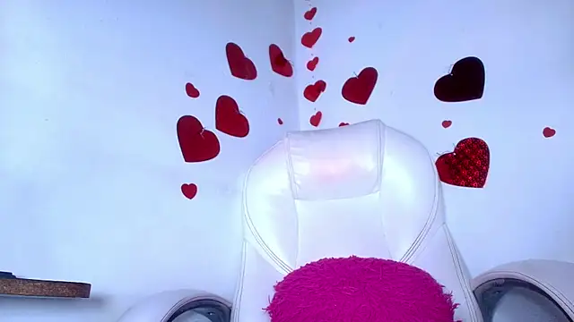 naomi kyse online show from February 20, 6:17 am