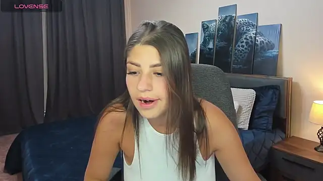 MaryMayson online show from February 7, 4:14 pm