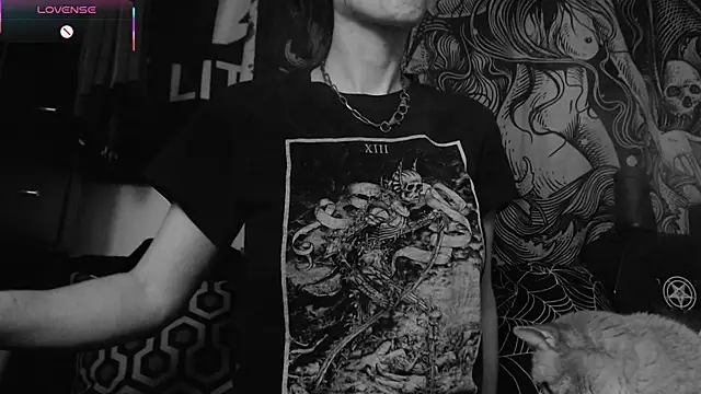 Silentmary online show from December 19, 5:26 pm