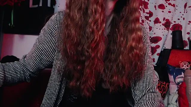 Silentmary online show from December 1, 5:30 am