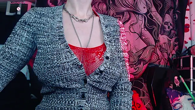 Silentmary online show from February 24, 2:18 pm