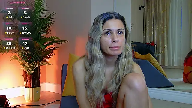 Avril Cyrus online show from February 12, 6:35 am