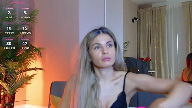 Avril Cyrus online show from December 20, 7:44 am