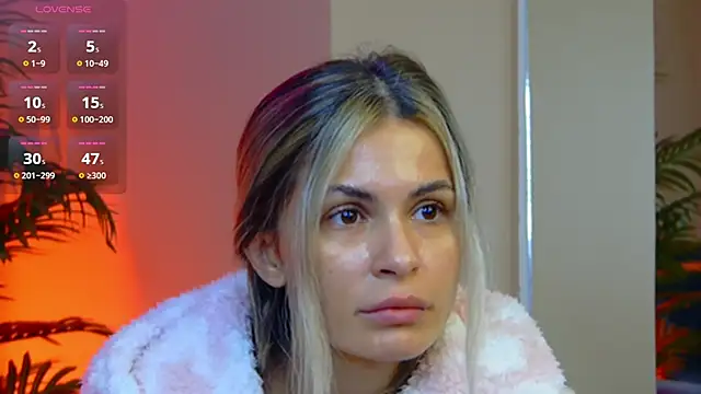 Avril Cyrus online show from November 11, 6:52 am