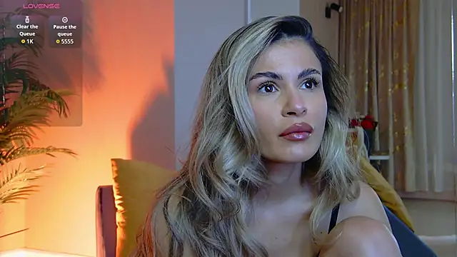 Avril Cyrus online show from January 13, 8:07 am