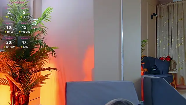 Avril Cyrus online show from December 5, 8:13 am