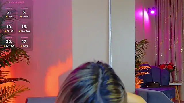 Avril Cyrus online show from October 27, 7:42 am