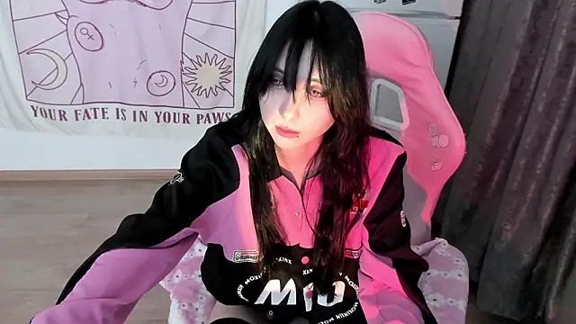 Holy420lolii online show from March 5, 8:05 pm