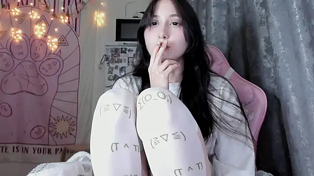 Holy420lolii online show from October 23, 8:29 pm