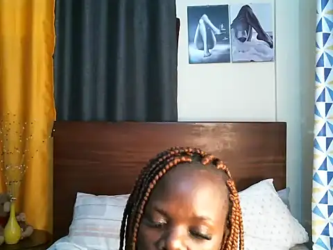 Snapshot of pay_tience chatting on June 12, 3:37 am pay tience online show from June 12, 3:37 am