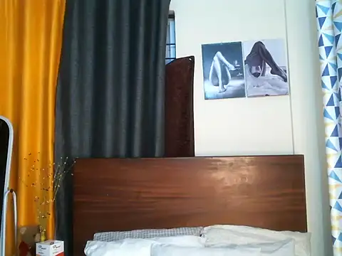 Snapshot of pay_tience chatting on June 21, 3:34 am pay tience online show from June 21, 3:34 am