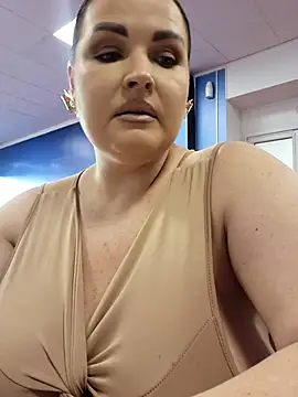 GeorgiaLerox online show from November 1, 1:38 pm