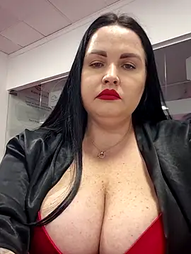 GeorgiaLerox online show from February 19, 1:30 pm