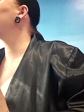 GeorgiaLerox online show from March 3, 2:13 pm