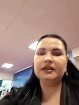 GeorgiaLerox online show from January 19, 1:15 pm