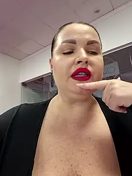 GeorgiaLerox online show from January 9, 1:18 pm