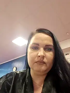 GeorgiaLerox online show from December 18, 1:37 pm