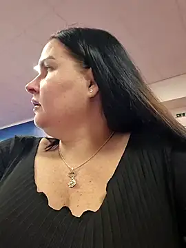 GeorgiaLerox online show from January 11, 1:18 pm