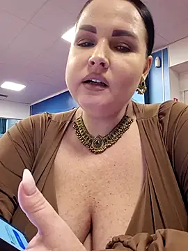 GeorgiaLerox online show from December 1, 1:34 pm