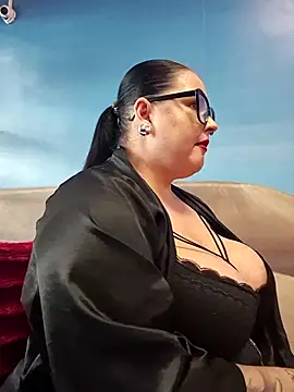 GeorgiaLerox online show from April 17, 1:03 pm