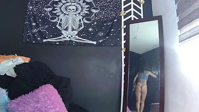 EvangelineCors online show from November 2, 6:02 pm