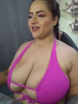 Snapshot of Sarita_Summer chatting on April 26, 7:00 pm Sarita Summer online show from April 26, 7:00 pm